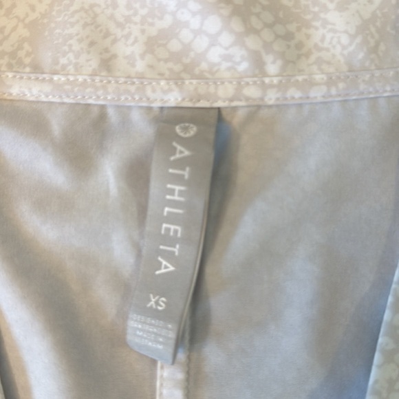 Athleta Marlow Romper XS Pearl White Python Snakeskin Print Elastic Waist - Picture 6 of 8